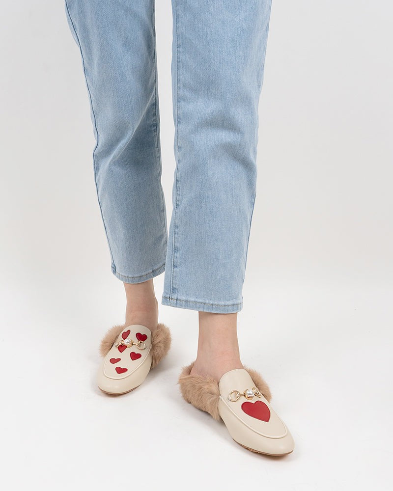 Pearl-Buckle-Love-Plush-Fur-Flat-Mules