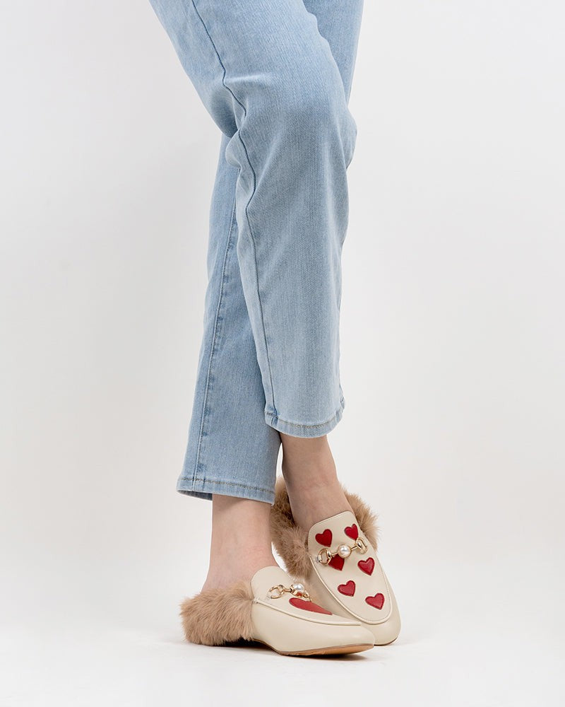 Pearl-Buckle-Love-Plush-Fur-Flat-Mules