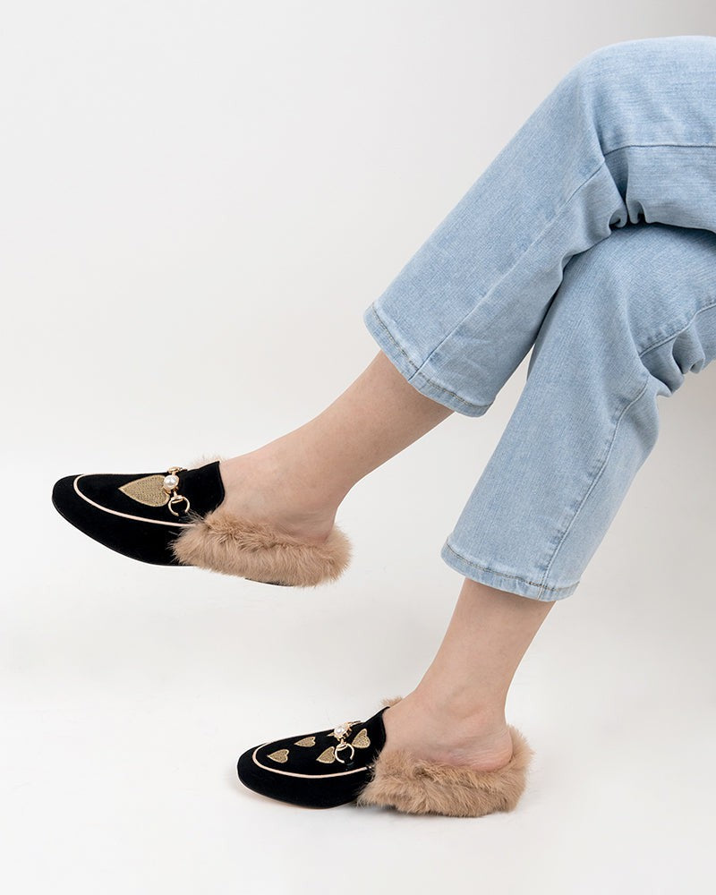 Pearl-Buckle-Love-Plush-Fur-Flat-Mules