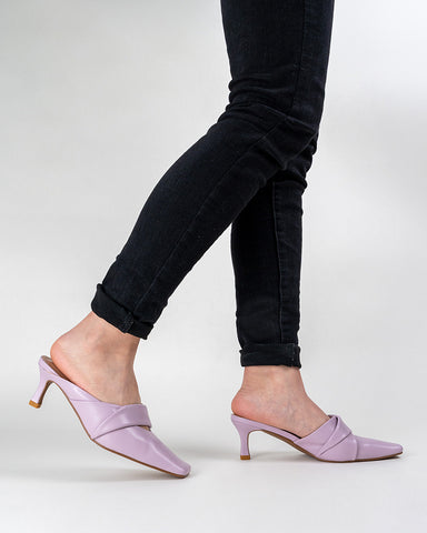 Temperament Minimalist Kitten Heel Mules