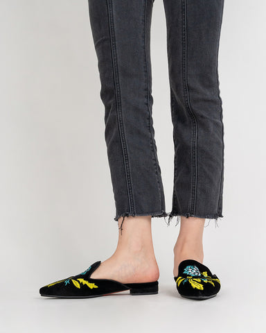 Embroidered-Floral-Flat-Pointed-Toe-Suede-Mules